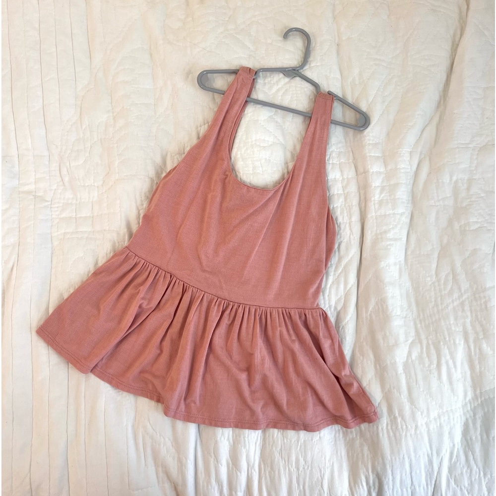 pink peplum top